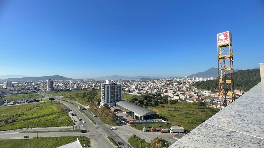 Sobrado, 3 quartos, 270 m² - Foto 1