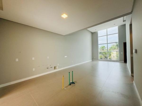 Casa, 3 quartos, 240 m² - Foto 6