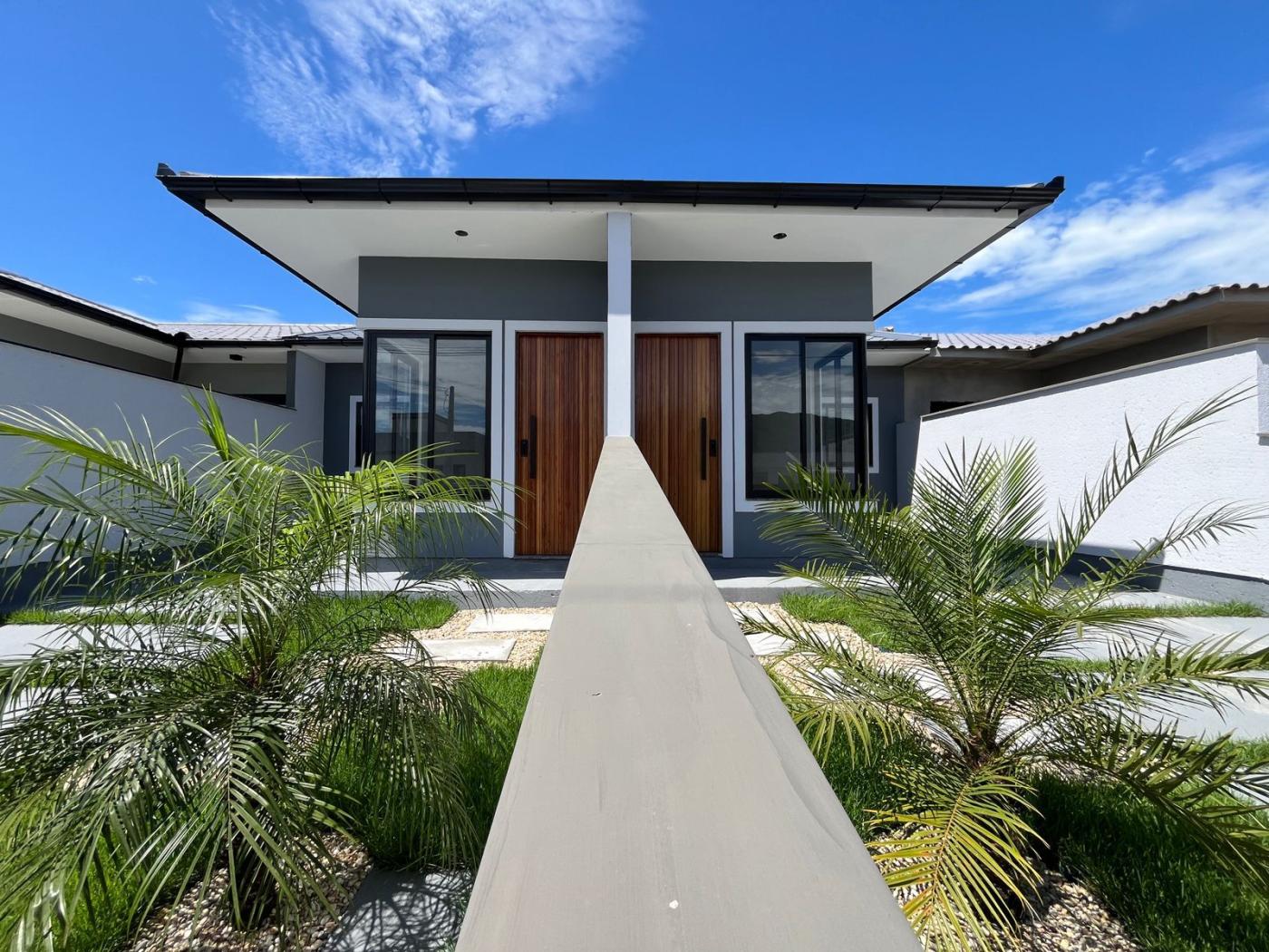 Casa, 2 quartos, 50 m² - Foto 1