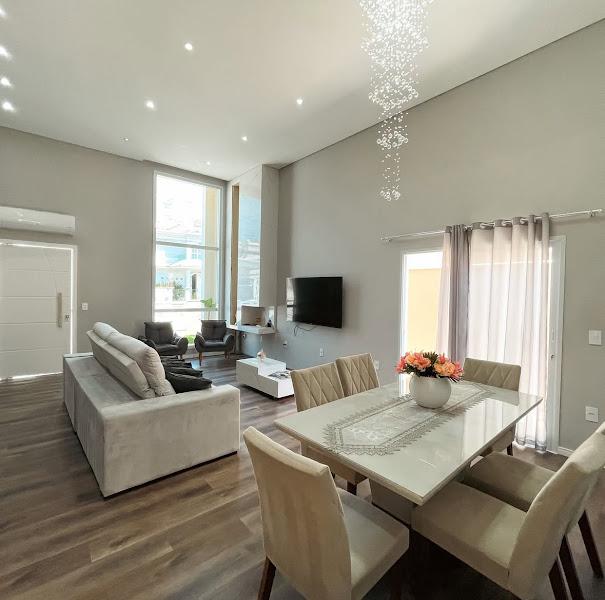 Casa, 3 quartos, 187 m² - Foto 1