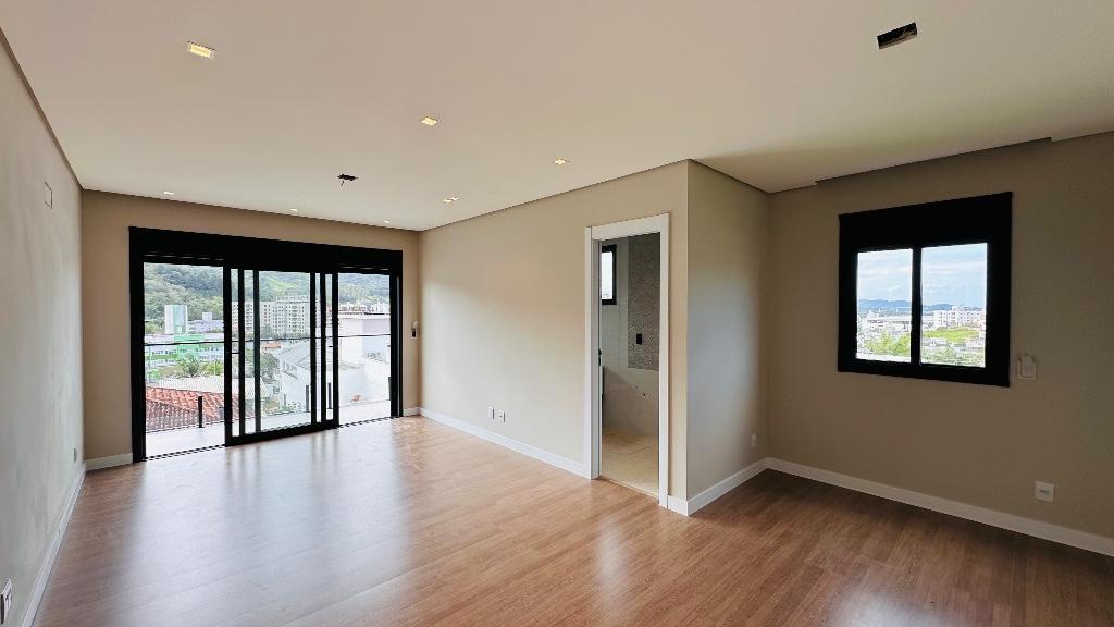 Casa, 3 quartos, 299 m² - Foto 6