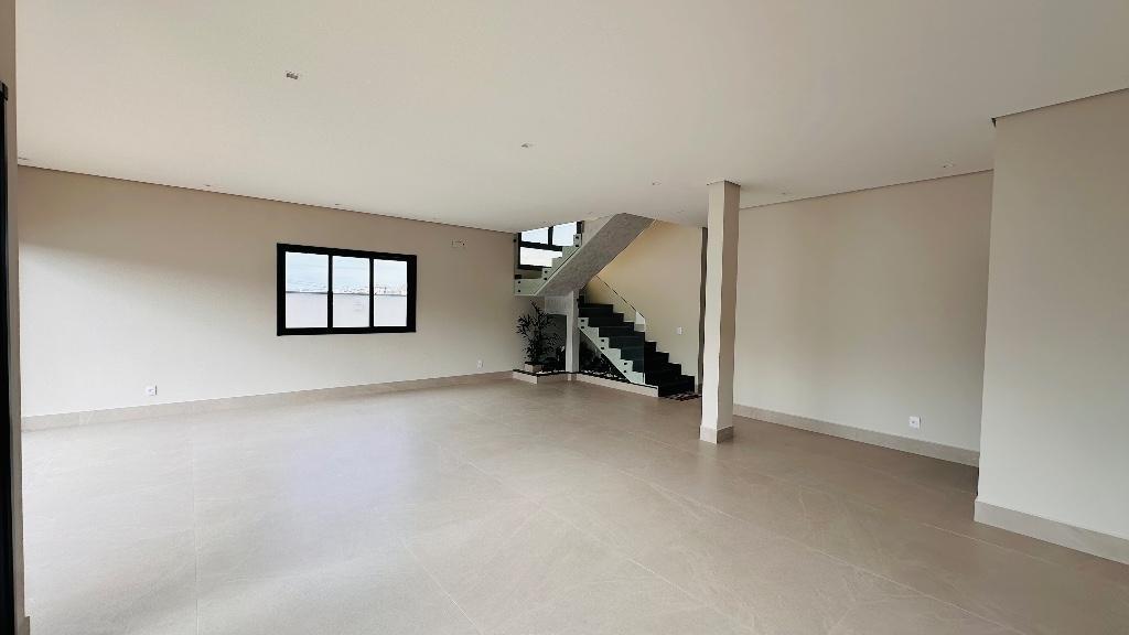 Casa, 3 quartos, 299 m² - Foto 2