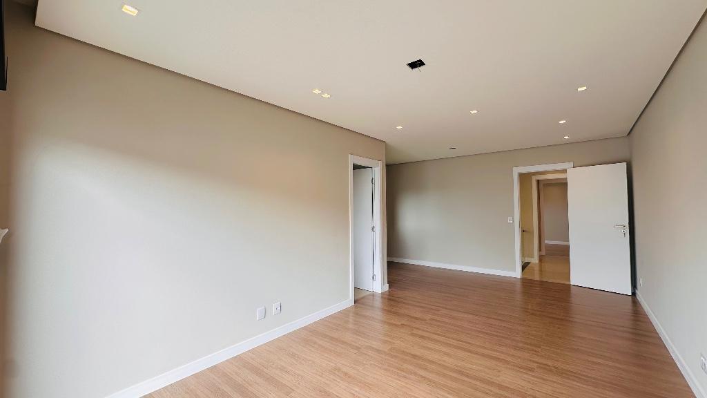 Casa, 3 quartos, 299 m² - Foto 10